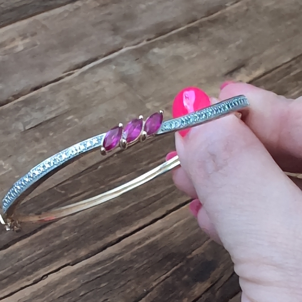 Vintage Elegant 925 Silver and Pink Gemstone Bracelet